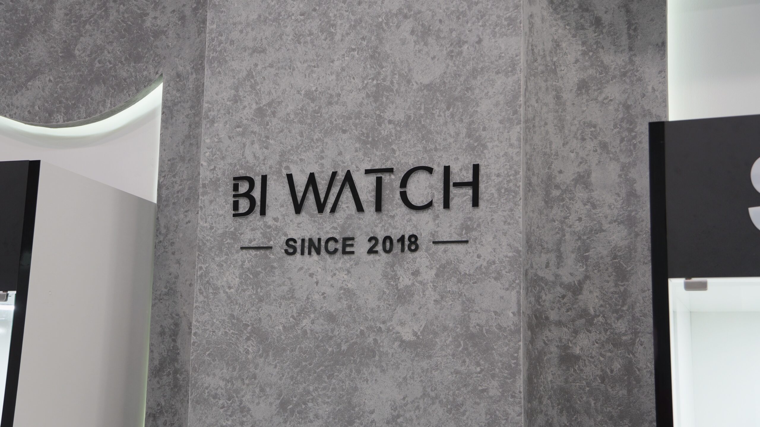BI WATCH Lê Văn Sỹ chính thức khai trương